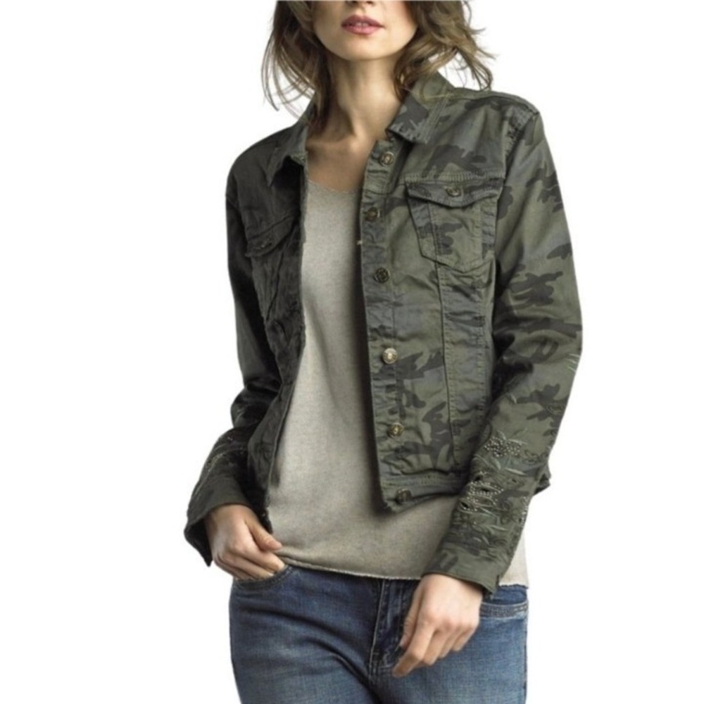Tempo Paris Camo Denim Jacket Women Medium Gray Embroidered Beaded Military